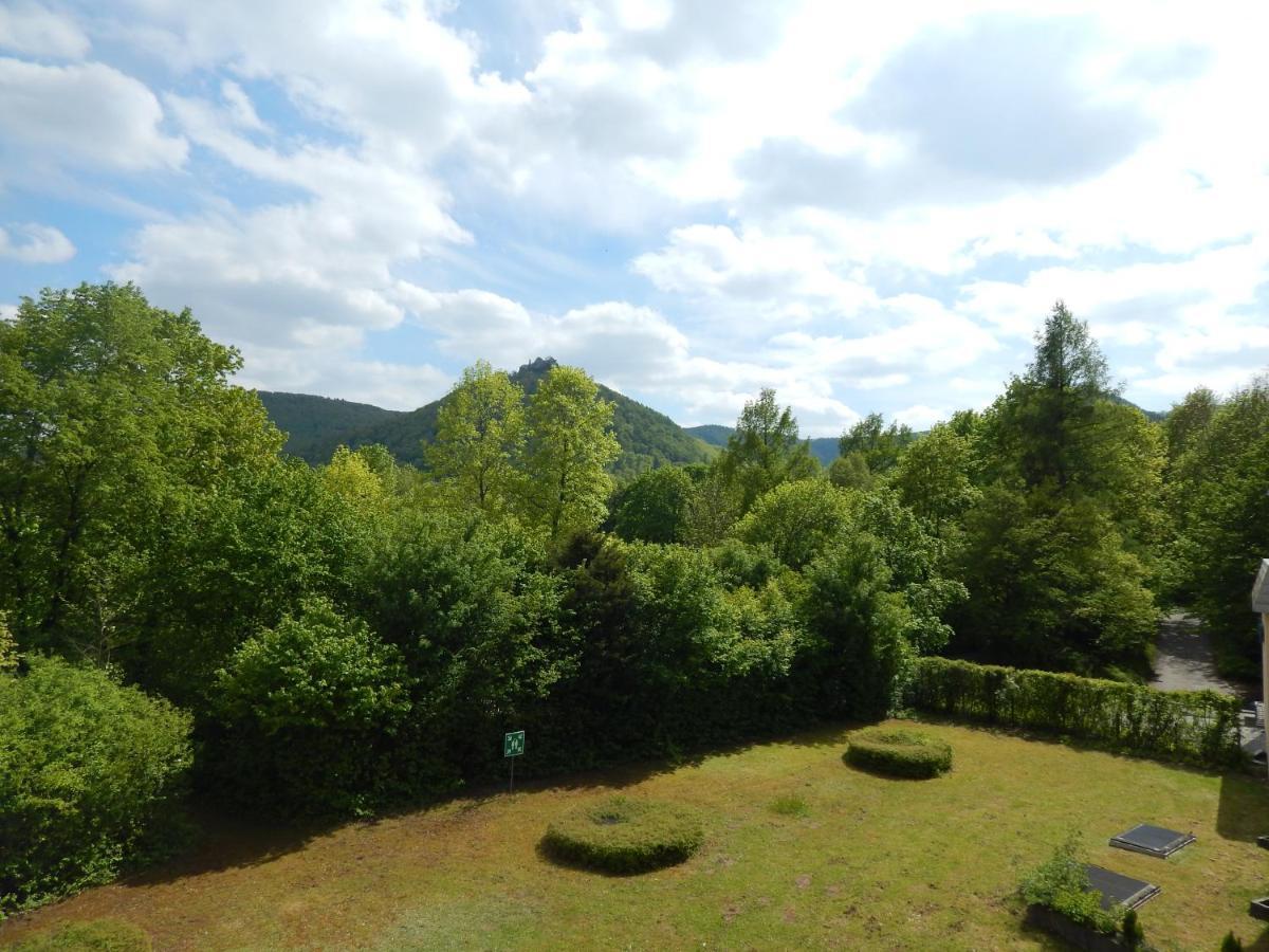 Free Apartment - Burgblick Bad Urach Esterno foto